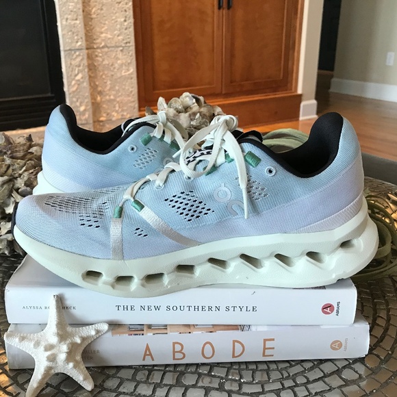 HOT RN 🔥 ON CLOUDSURFER MINERAL / ALOE COLORWAY - Picture 9 of 16